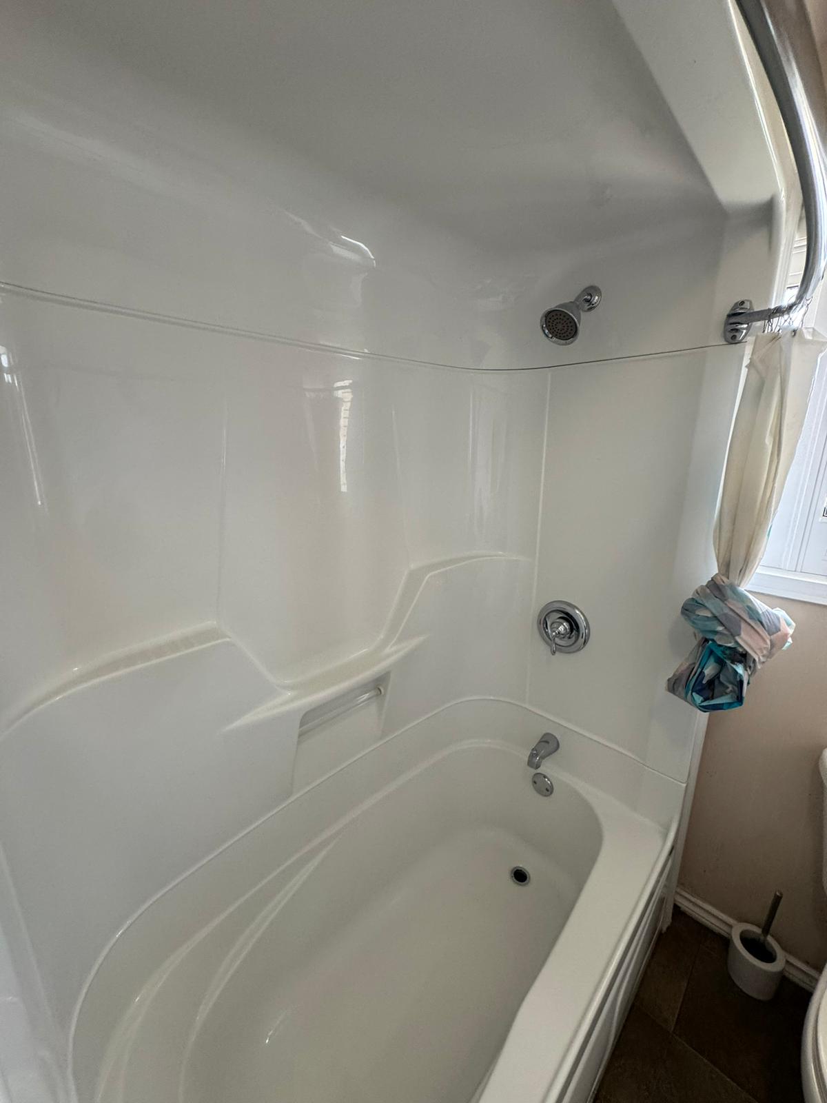 Baignoire après nettoyage